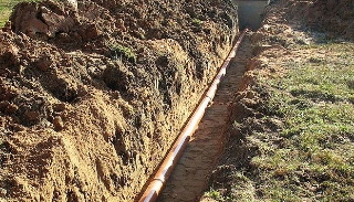 Копка траншей для водопровода в Рассказово: цена за метр от 915 руб.